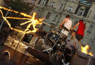 Traffic Dance – Drums