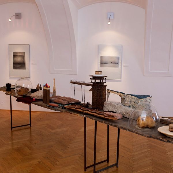 František Skála, Božské substance, 2001